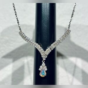 Vintage Silver-tone Teardrop Pendant Necklace with Crystal Accents